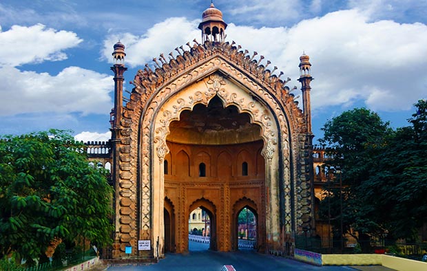 Rumi Darwaza IC - Google Images