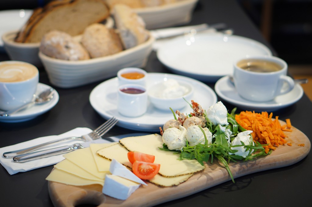 Guest Post || Feast Yourself: The Best of What You Can Eat in Frankfurt – by M Taha&nbsp;Khan